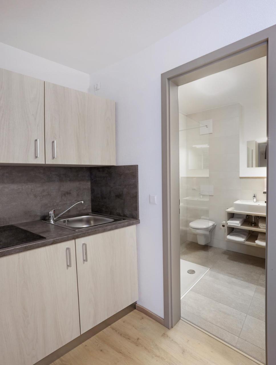 Apartment Hotel 37 Altdorf  Luaran gambar