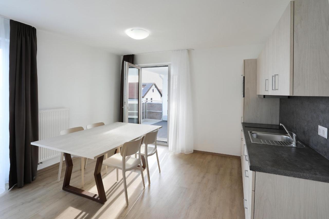 Apartment Hotel 37 Altdorf  Luaran gambar
